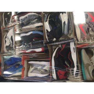 shoes-pallet. Shoes Pallet